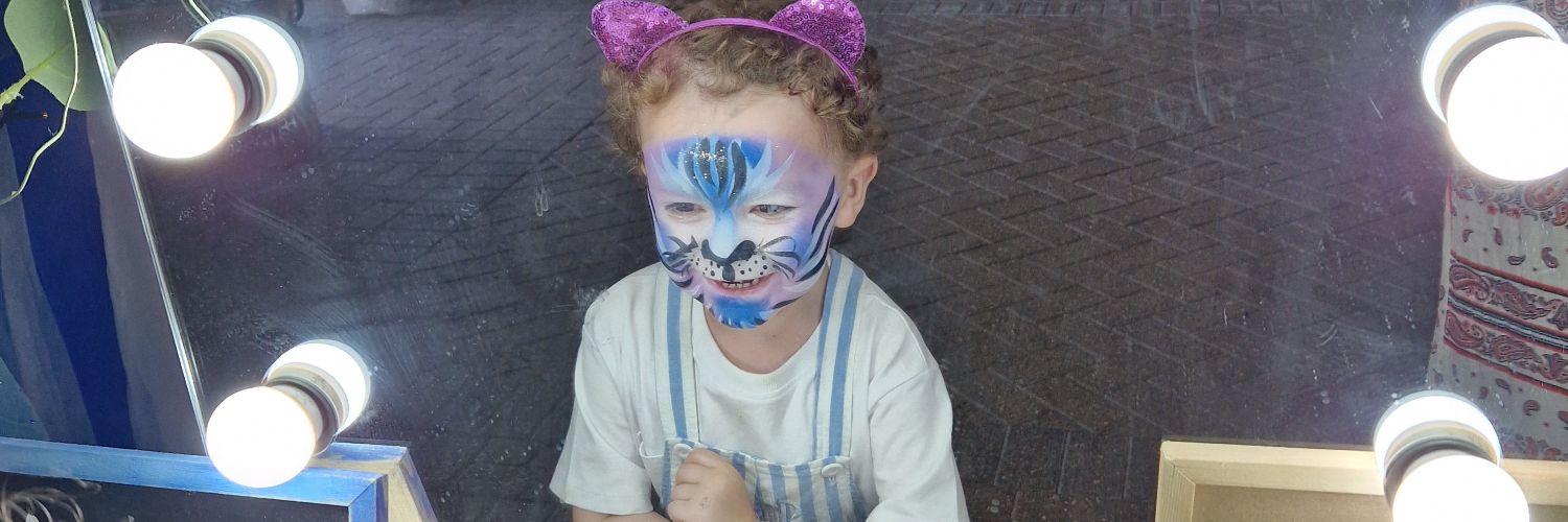 Fionamacca's profile banner image