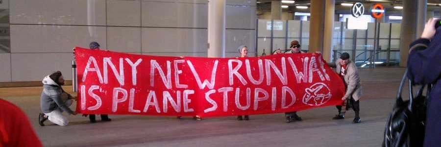 Plane Stupid banner