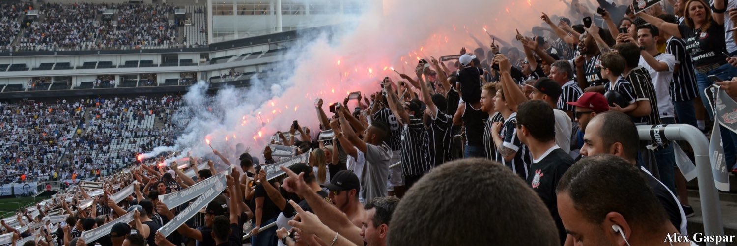 lucasmellis's profile banner image