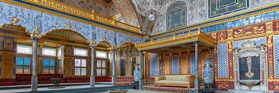 Hürrᥱm Sυᥣtᥲᥒ🐦‍🔥🧭 banner