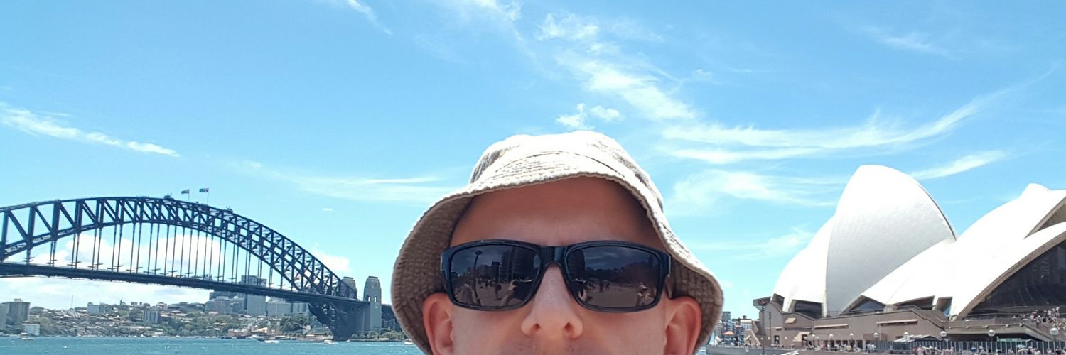 Kev banner