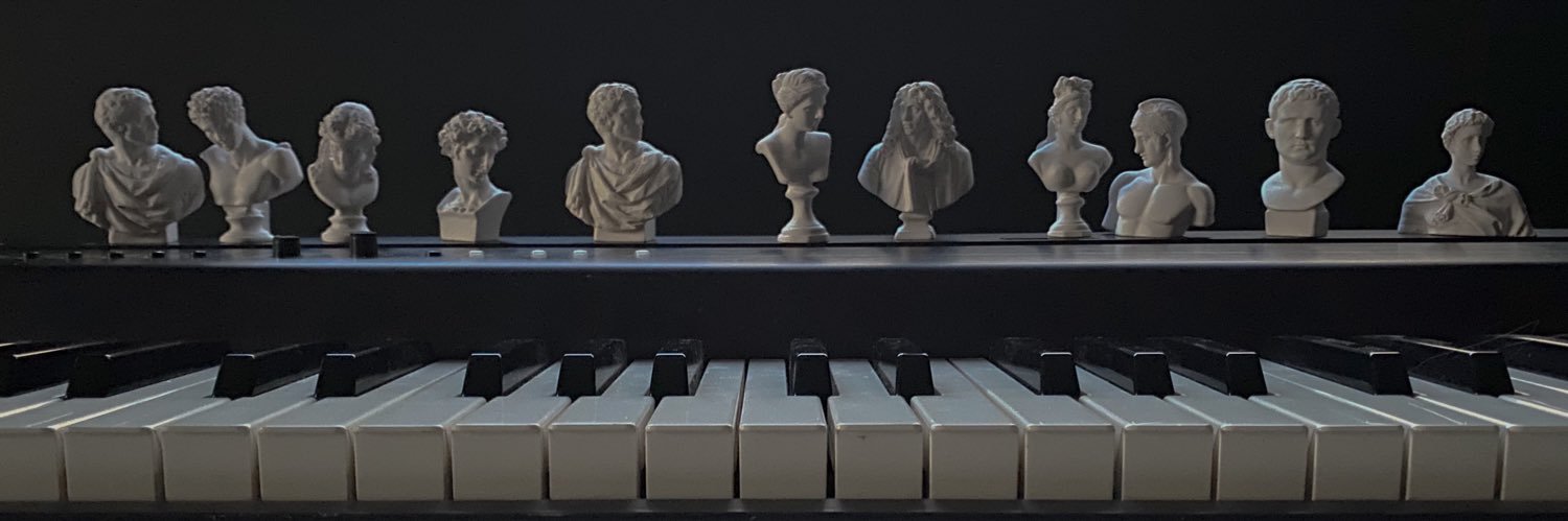 تالا خالد banner