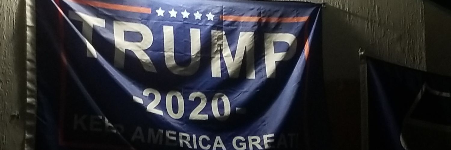 beckyj_98's profile banner image