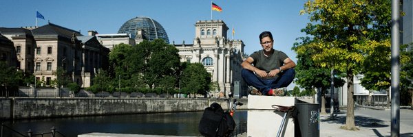 HasnainKazim Profile Banner