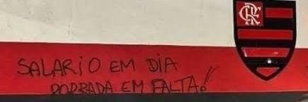 robertotuiu's profile banner image