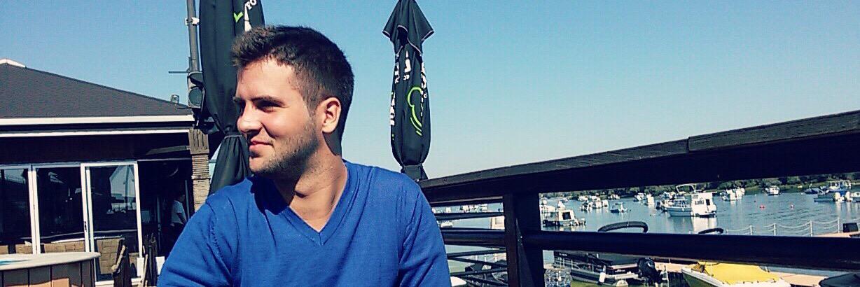 Crveni97's profile banner image