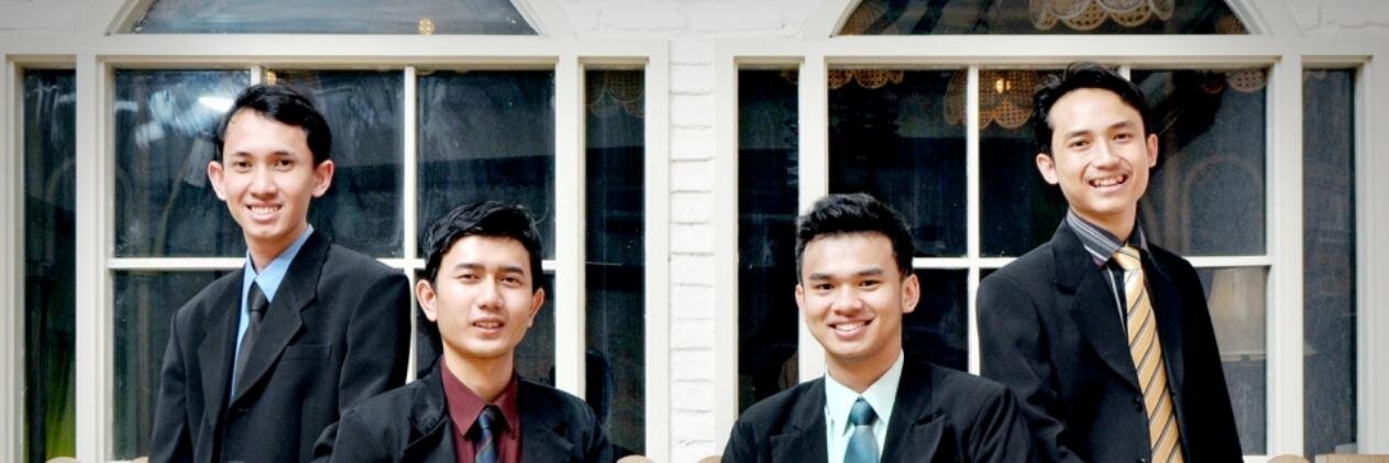 Dedeazisnagara's profile banner image