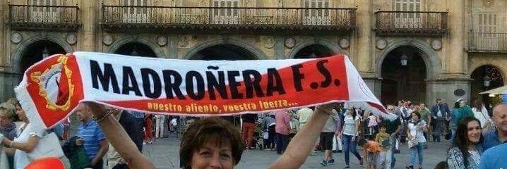 IsiGonzalez_18's profile banner image