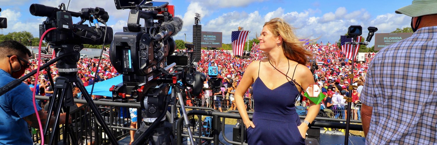 Simone Tukker banner