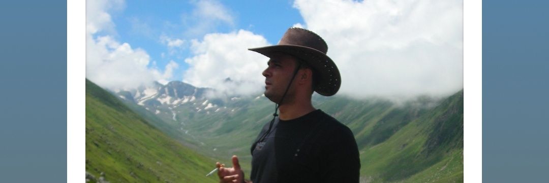 METNBEKAR's profile banner image