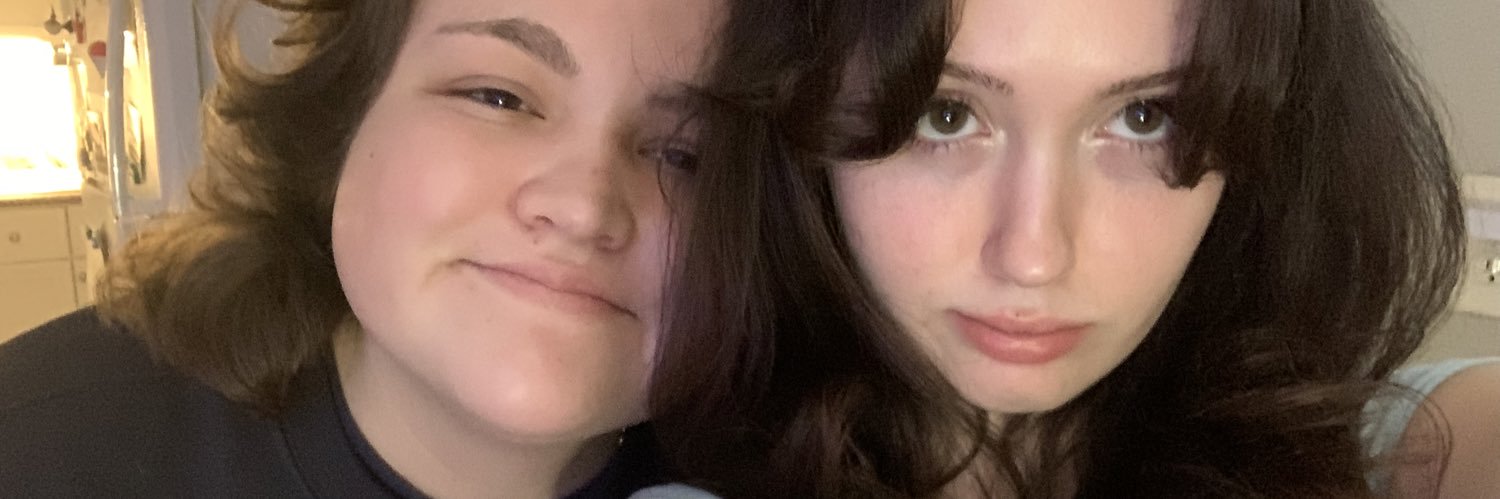 laurxnr's profile banner image