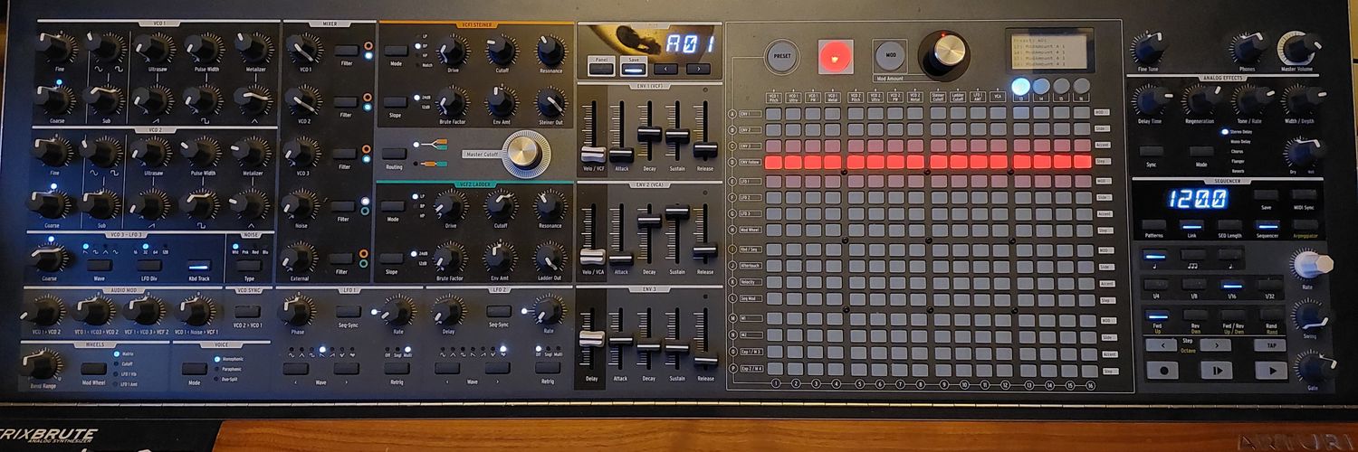 Stuart Russell🎹🎸🎚🎛🎼 banner