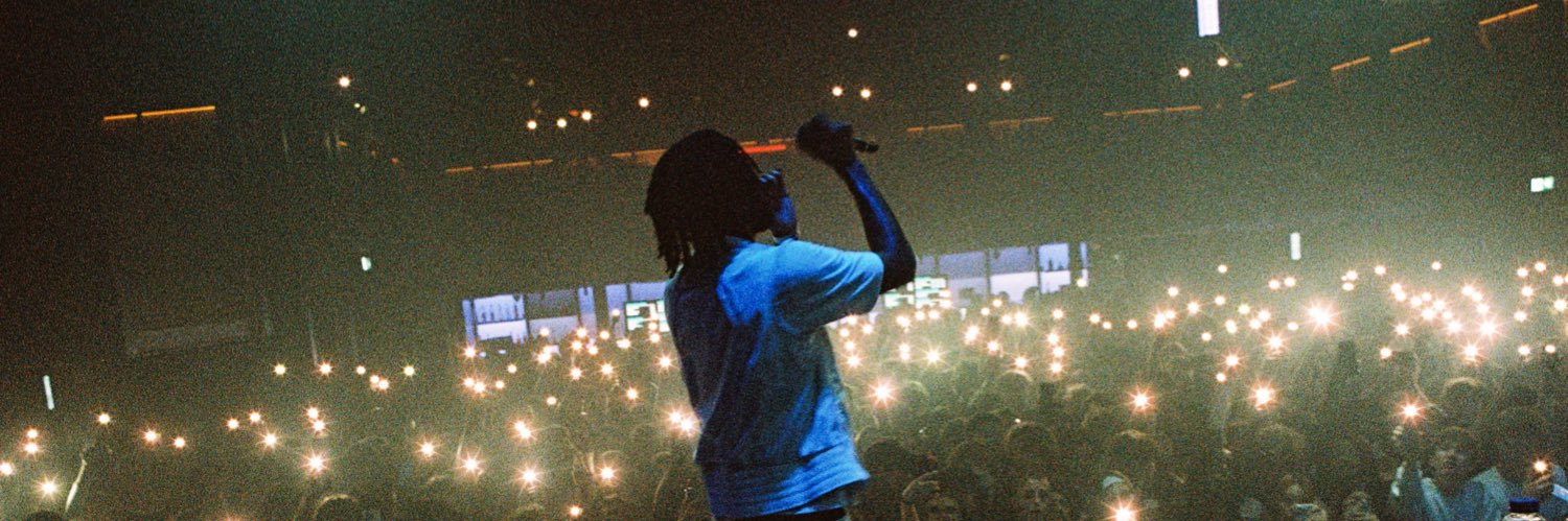 kwes e's banner