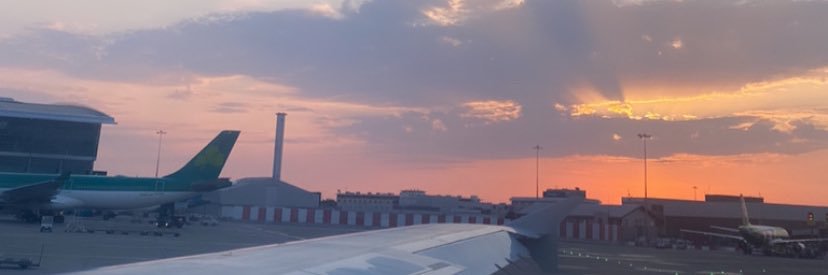 courtneygall_'s profile banner image