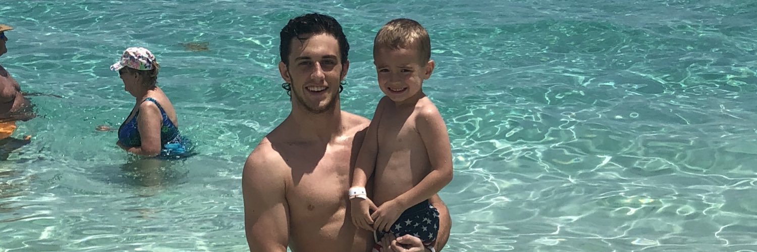 lukeroh33's profile banner image