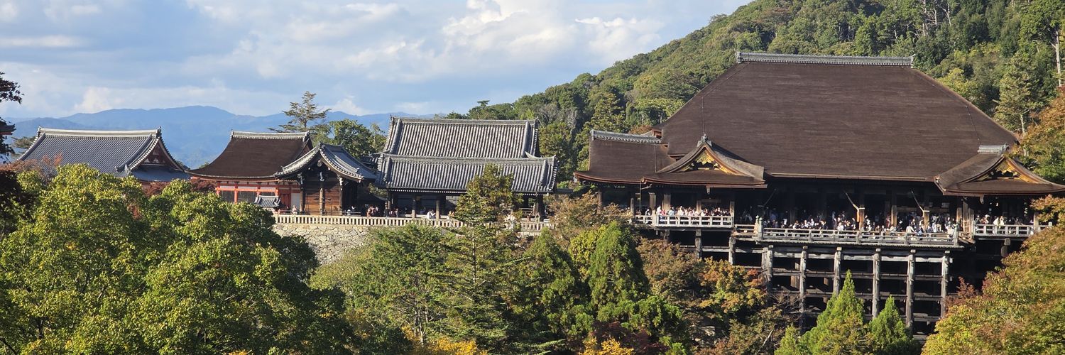 Iván ⛩️ イバン banner