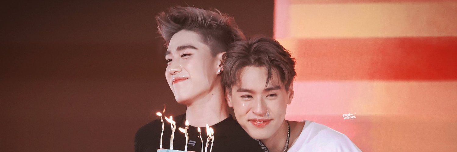RABBITPEACH0523's profile banner image