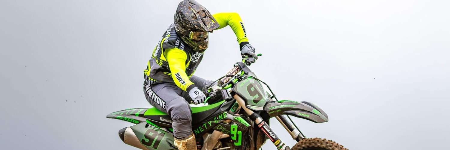 nickydickson's profile banner image