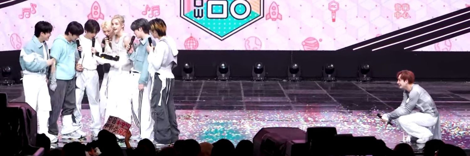 handayong's profile banner image