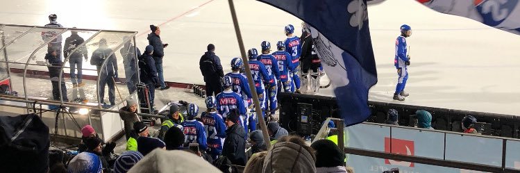 Walllee99's profile banner image