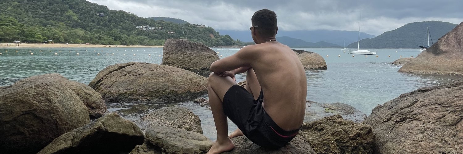 robertribeiroo_'s profile banner image