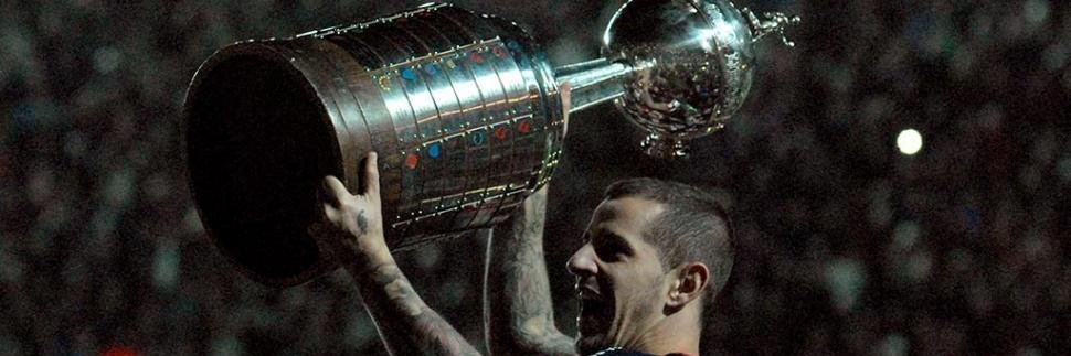 13deAgosto🐦‍⬛ banner