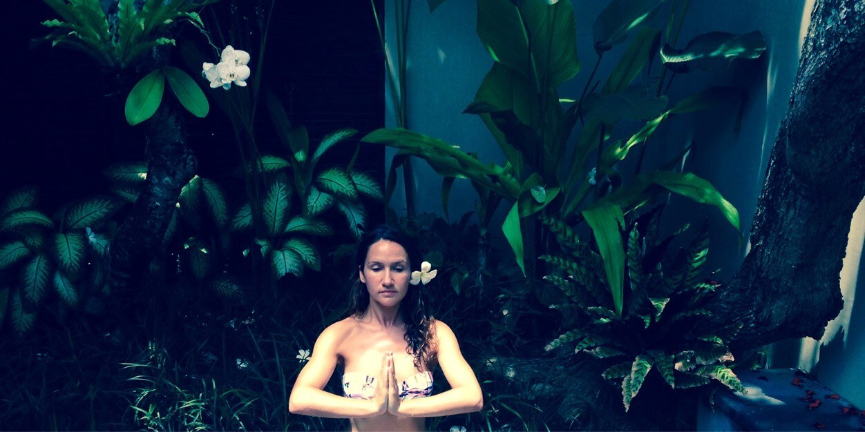 helendixonyoga's profile banner image
