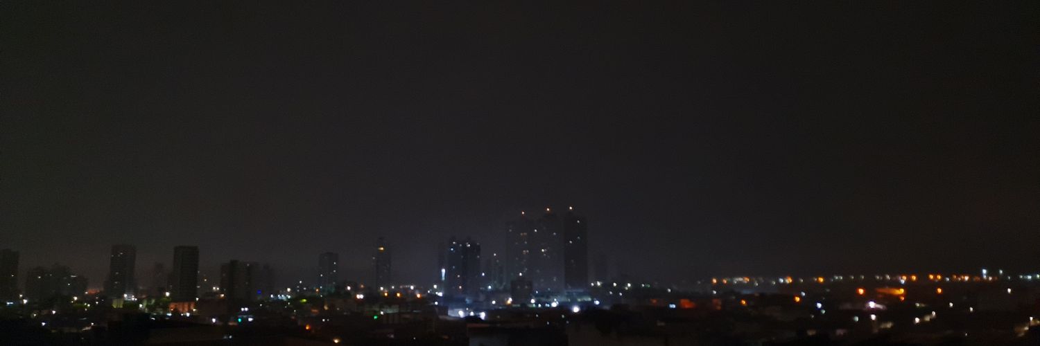 liratriz's profile banner image