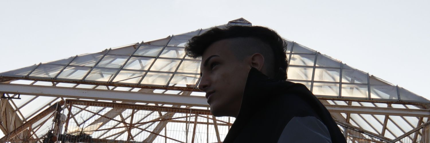 midefe's profile banner image