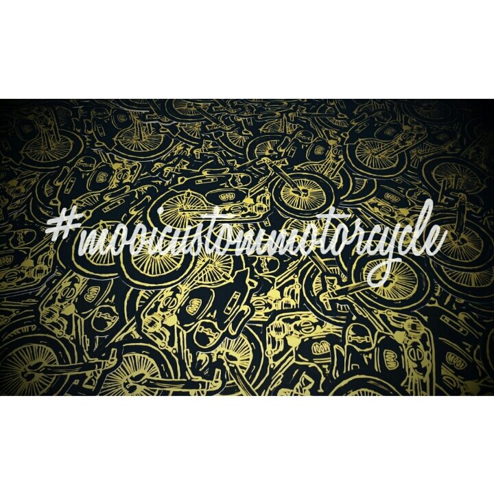 MOOi CUSTOM MC banner