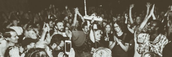 hellowearedoe Profile Banner