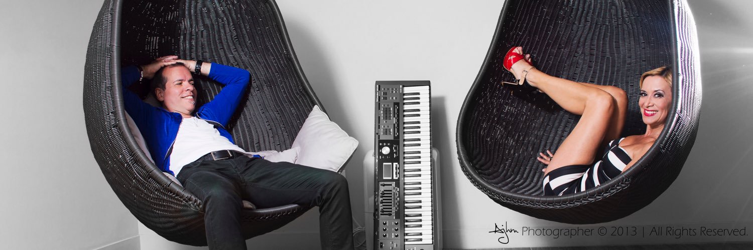 intwoduo's profile banner image
