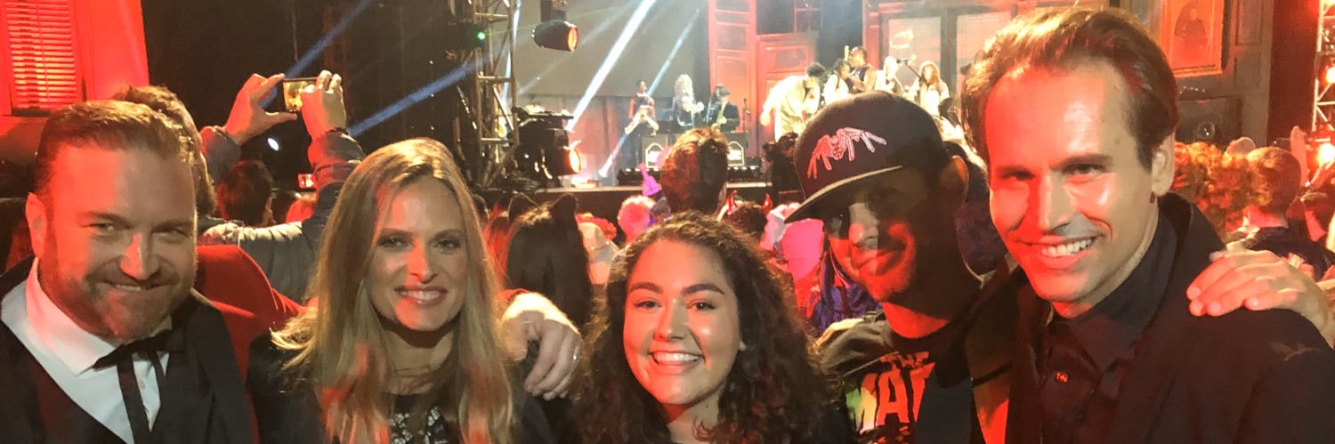 dianayamhill's profile banner image