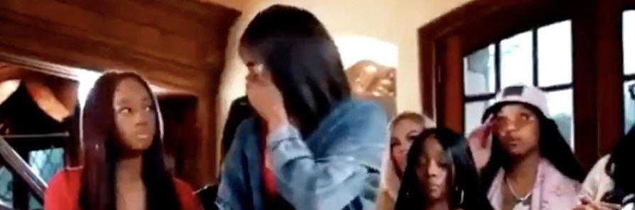 alizehn's profile banner image