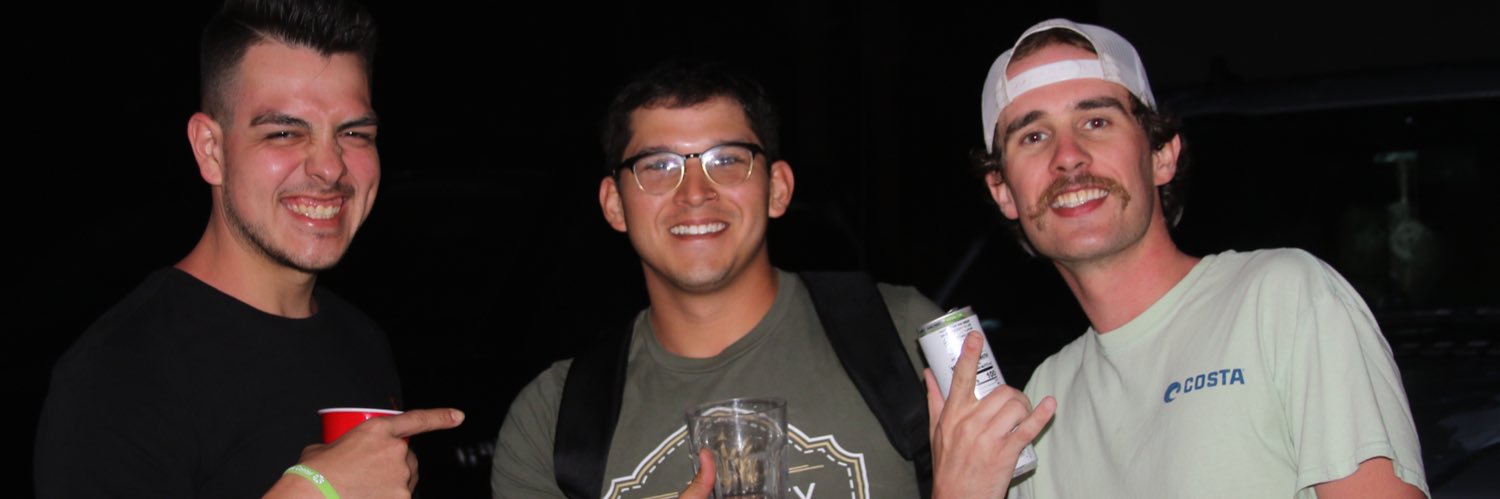 SkinnyWinny8's profile banner image