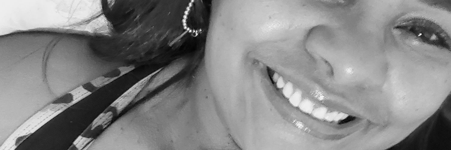 carlaeflor's profile banner image