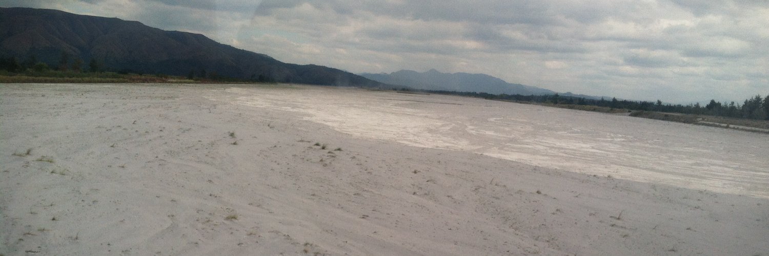 جميلة ناضر banner