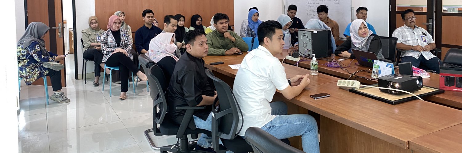 _hendrawijaya's profile banner image