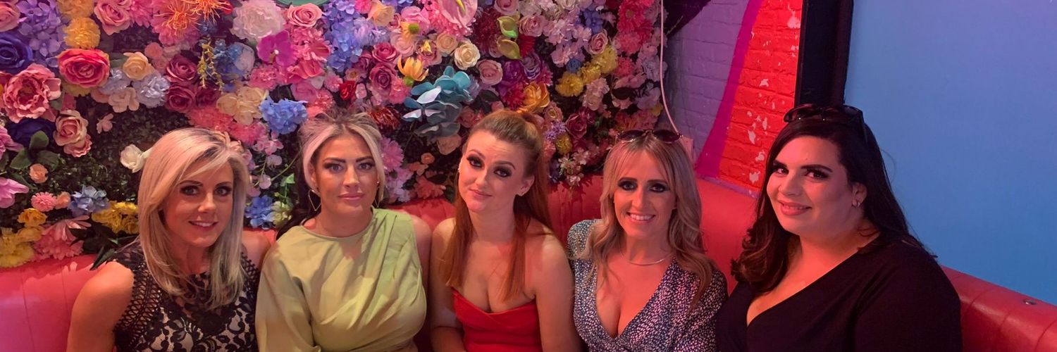 ElliGavin's profile banner image