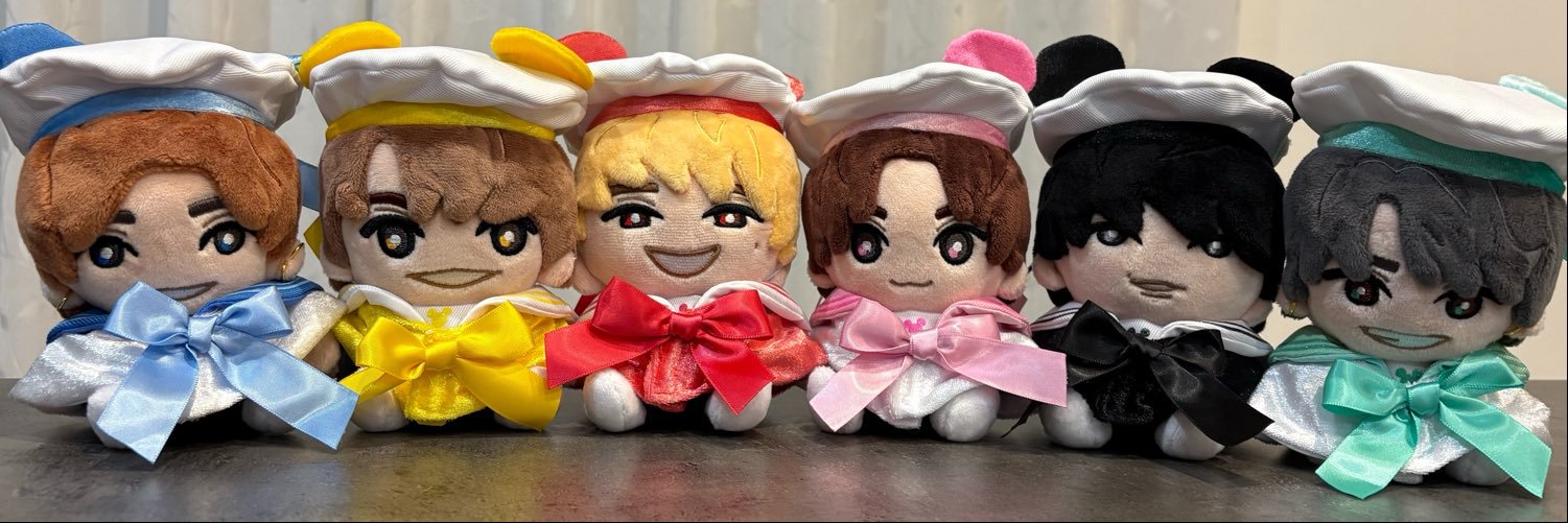 5Strawberry11's profile banner image