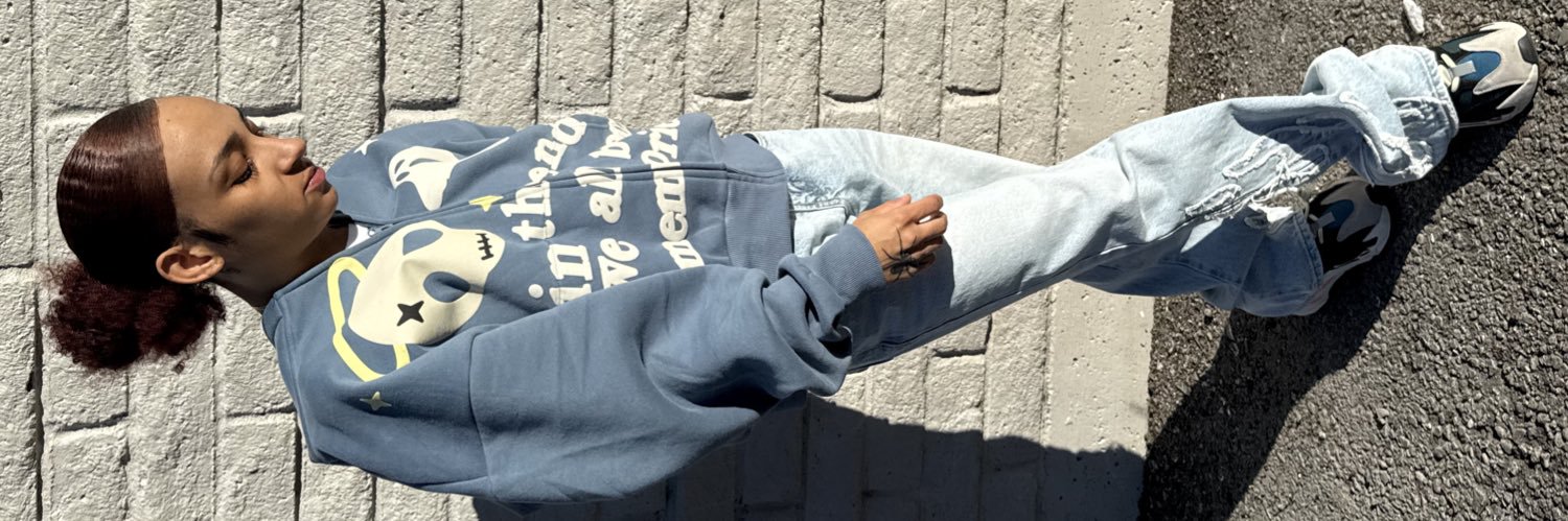 D Y A N N I 🐐 banner