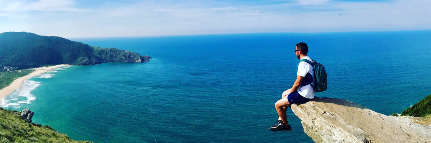 TomCheet90's profile banner image