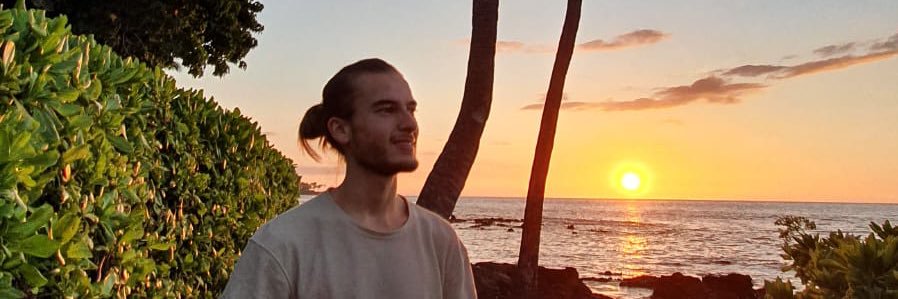 lang_victor's profile banner image