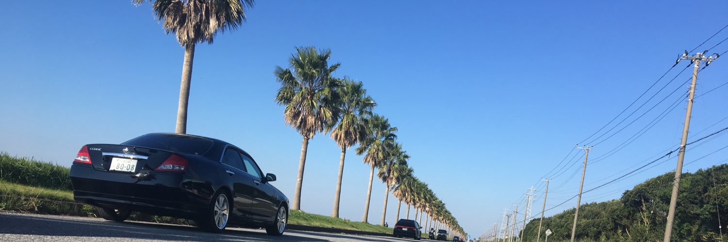 y___ats's profile banner image