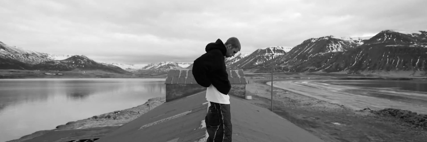 dionlightt's profile banner image