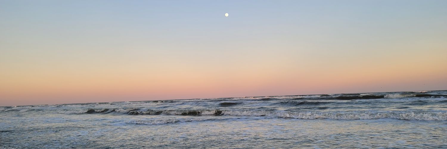 livelovebe4's profile banner image