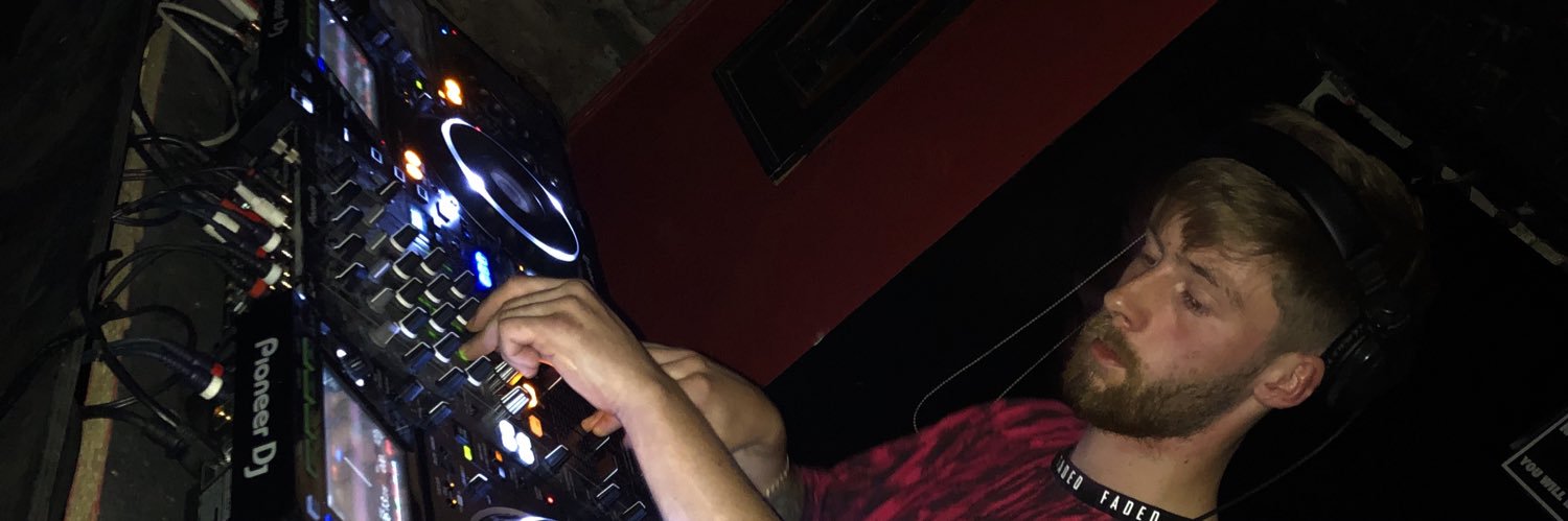 Chimp11_'s profile banner image