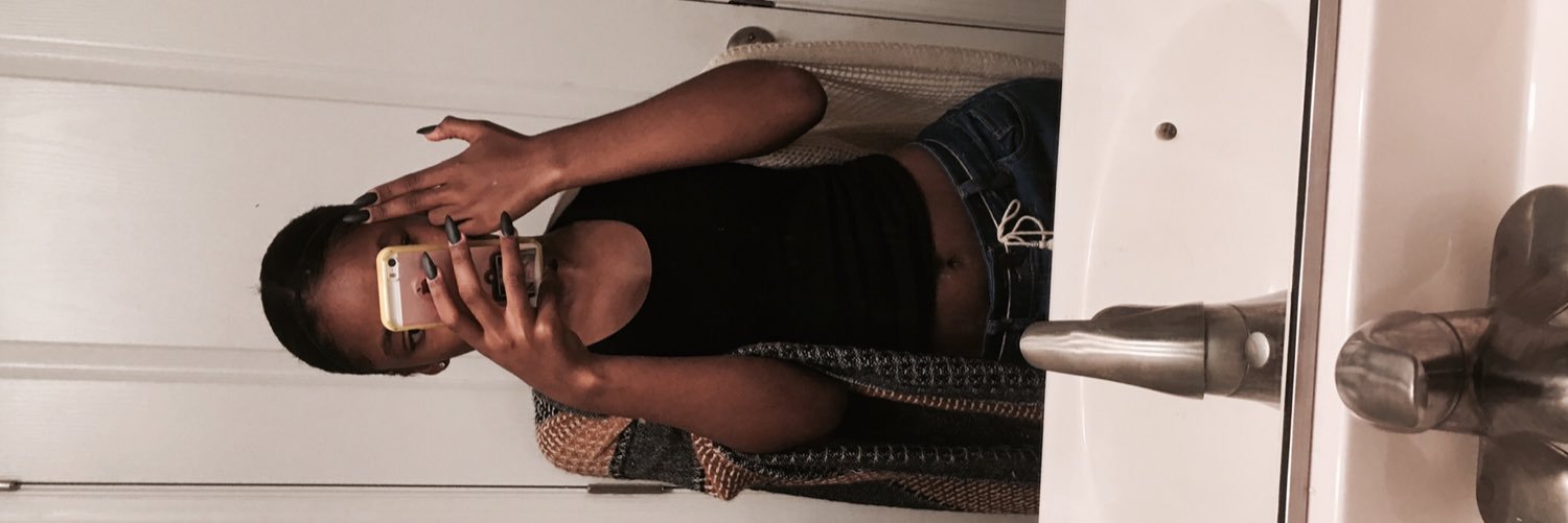 xPrettyRessa's profile banner image