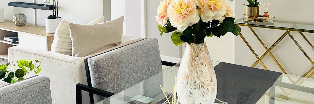 glociouse's profile banner image