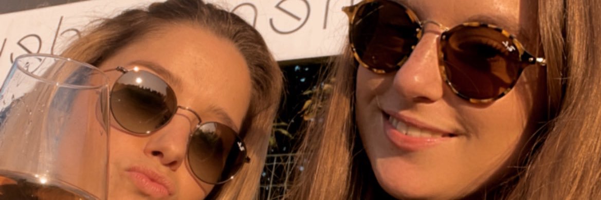 van_ariana's profile banner image